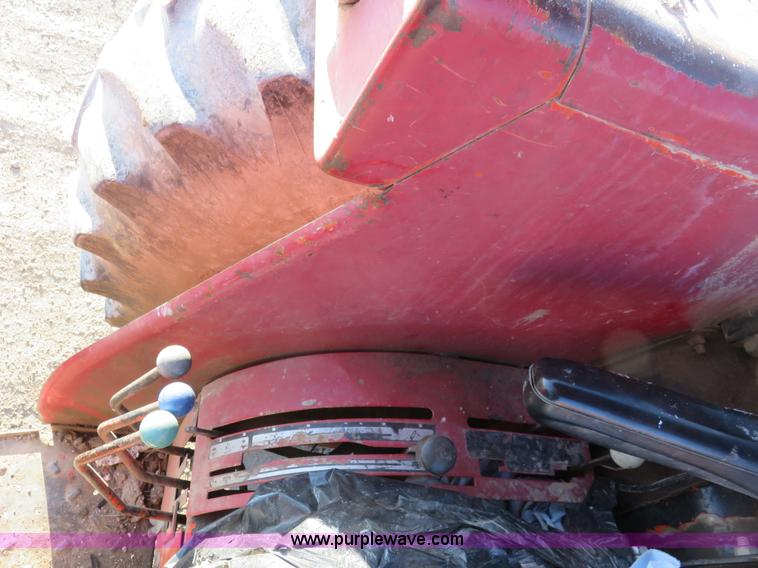 image for item K7077 1988 Case IH 885 MFWD tractor