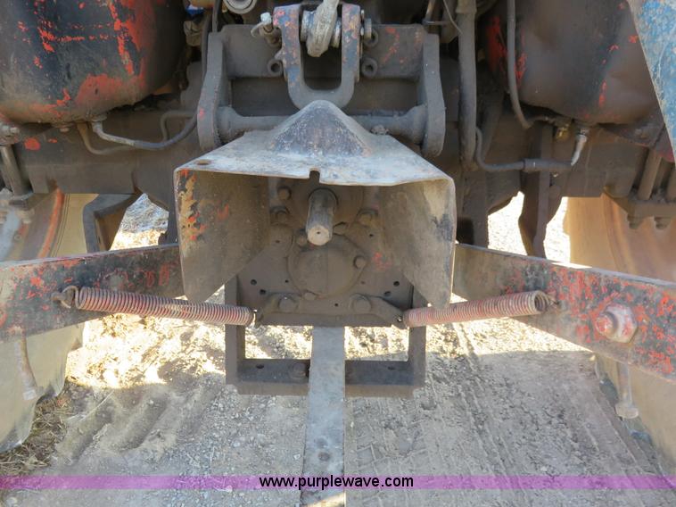 image for item K7077 1988 Case IH 885 MFWD tractor