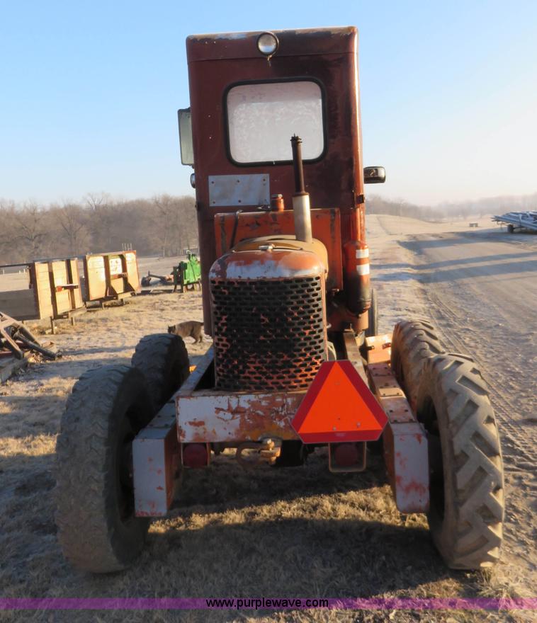 image for item K7082 Allis Chalmers D motor grader