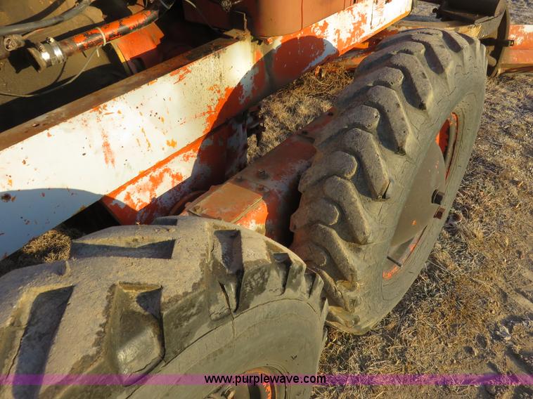 image for item K7082 Allis Chalmers D motor grader