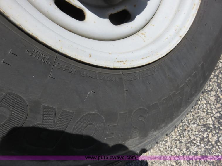 image for item K7188 1999 Ford F250 Super Duty XL SuperCab pickup truck