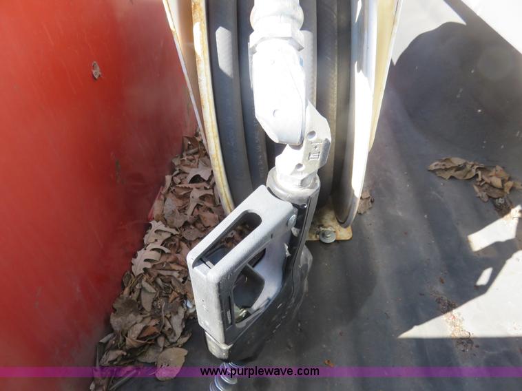 image for item K7188 1999 Ford F250 Super Duty XL SuperCab pickup truck