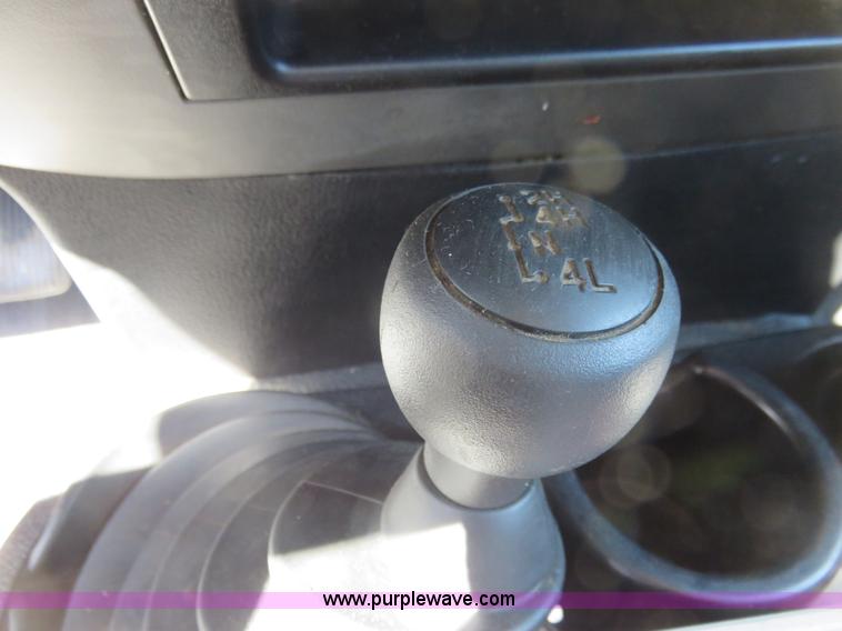 image for item K7189 2005 Ford F150 SuperCab pickup truck