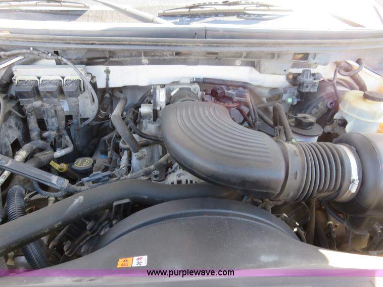 image for item K7189 2005 Ford F150 SuperCab pickup truck