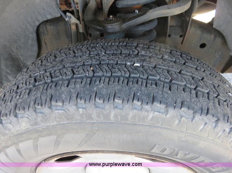 image for item K7189 2005 Ford F150 SuperCab pickup truck