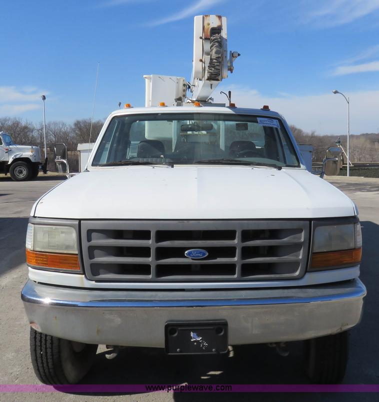 image for item K7191 1994 Ford F450 Super Duty bucket truck