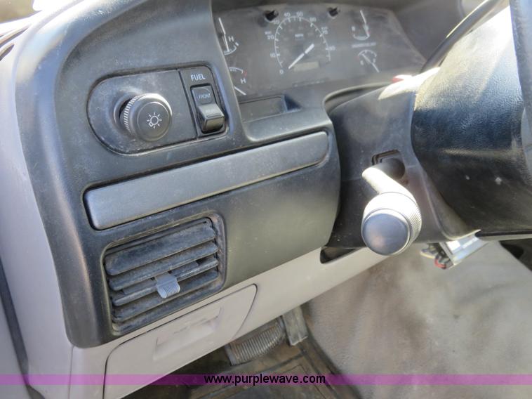 image for item K7191 1994 Ford F450 Super Duty bucket truck