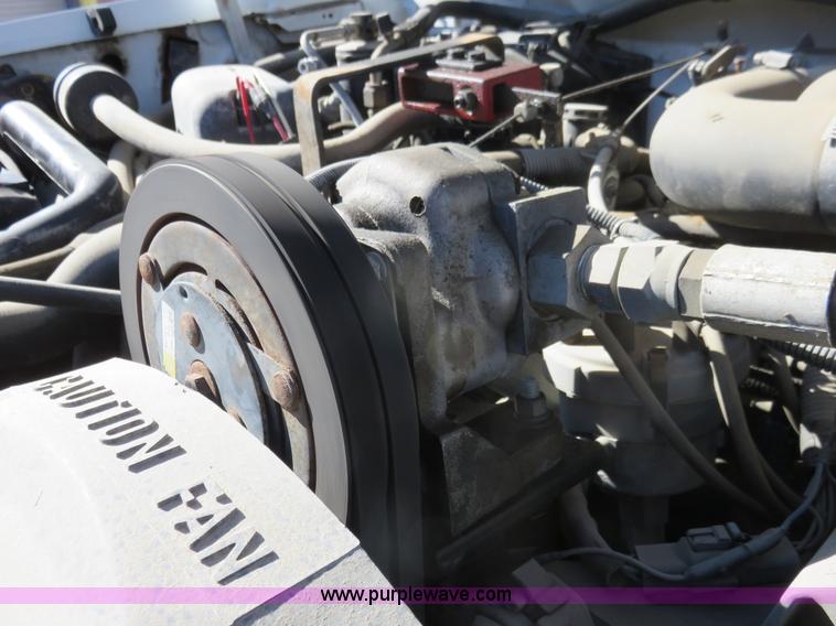 image for item K7191 1994 Ford F450 Super Duty bucket truck