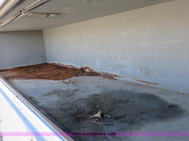 image for item K7191 1994 Ford F450 Super Duty bucket truck