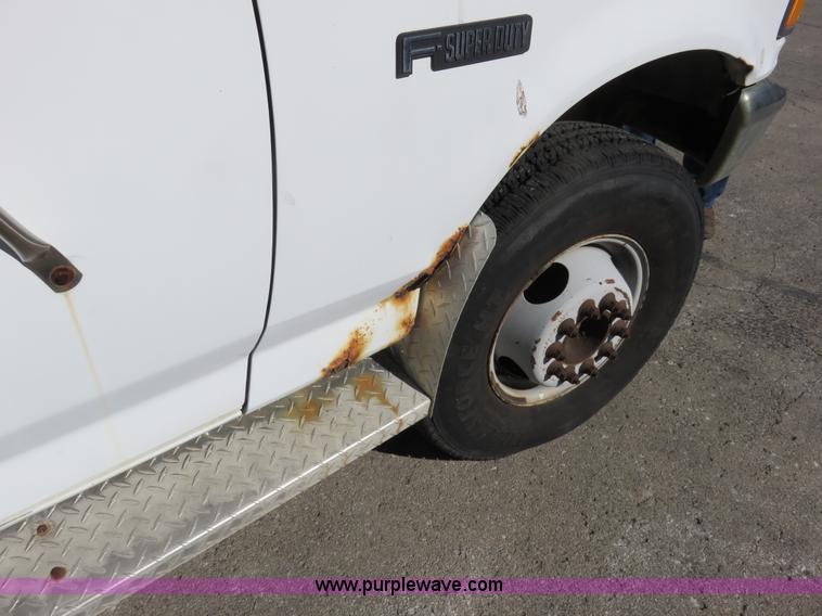 image for item K7191 1994 Ford F450 Super Duty bucket truck