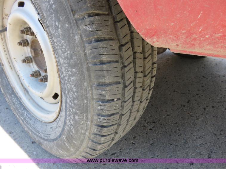 image for item K7193 1999 Dodge Ram Wagon B3500 Maxi van
