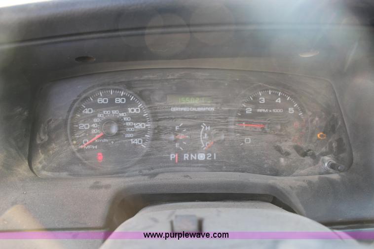 image for item L6592 2006 Ford Crown Victoria Police Interceptor