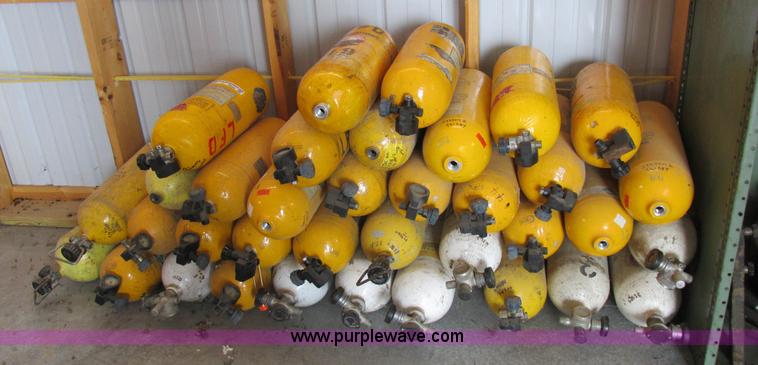 image for item Z9625 Self-contained breathing apparatus