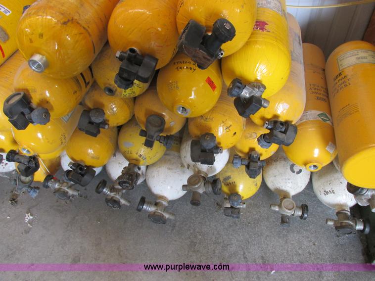 image for item Z9625 Self-contained breathing apparatus