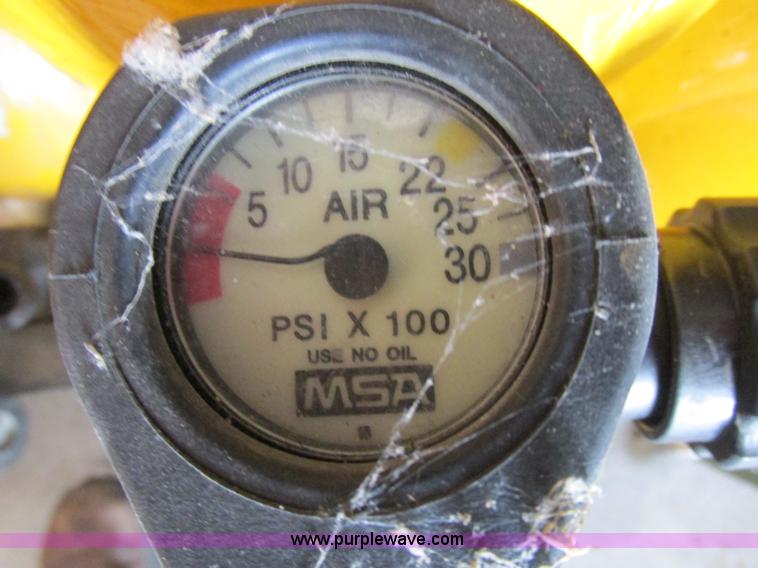 image for item Z9625 Self-contained breathing apparatus