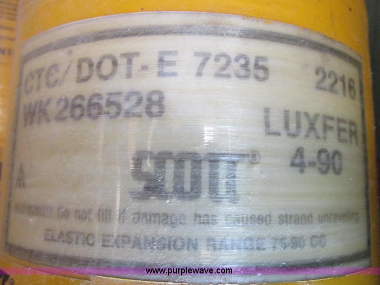 image for item Z9625 Self-contained breathing apparatus