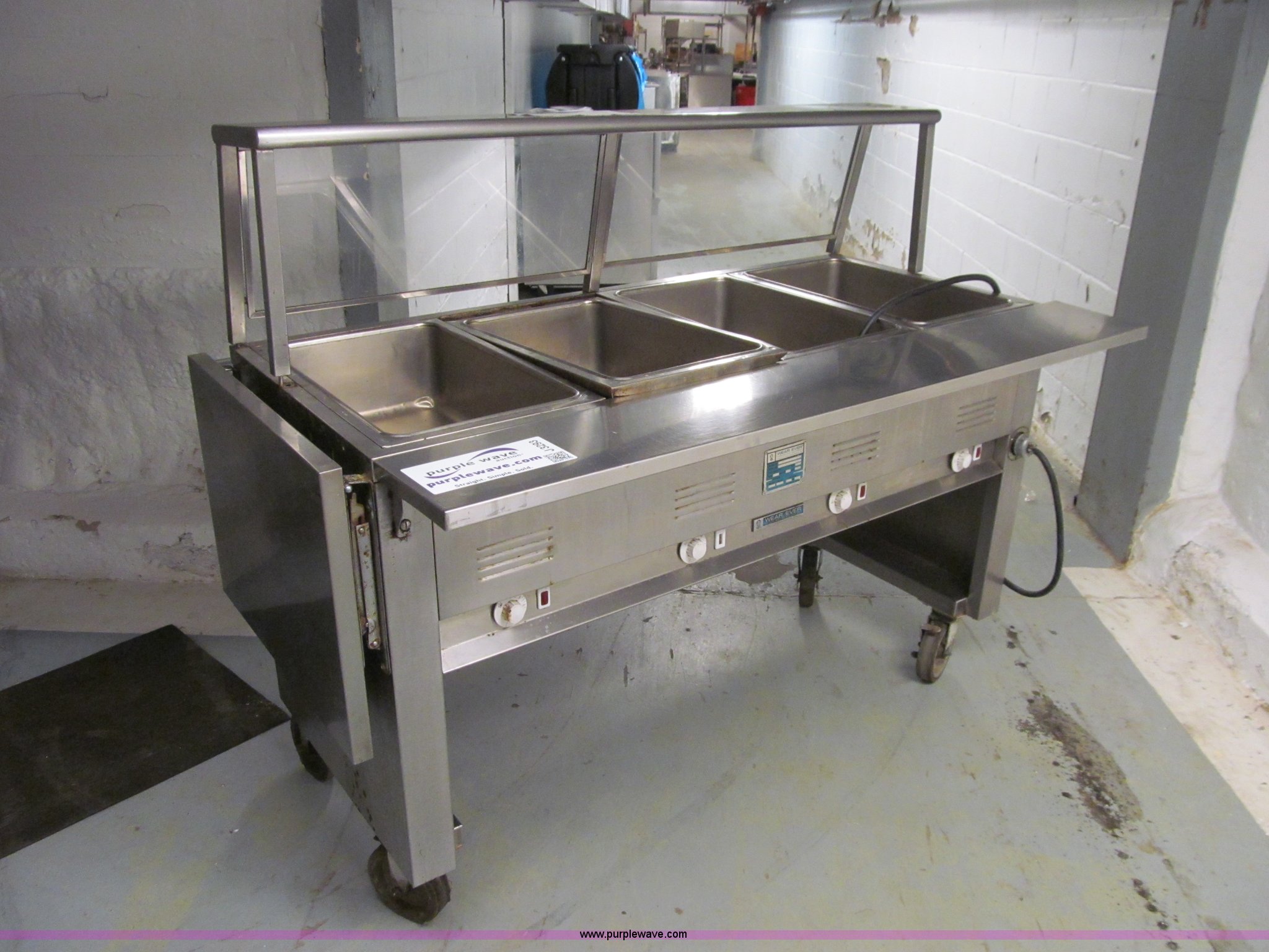 Wear Ever portable hot buffet table in Des Moines, IA Item J3293 sold