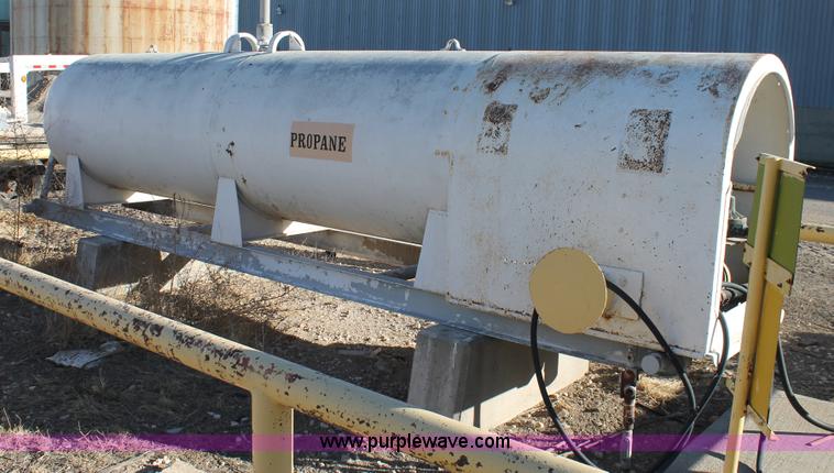 image for item AW9425 American propane tank