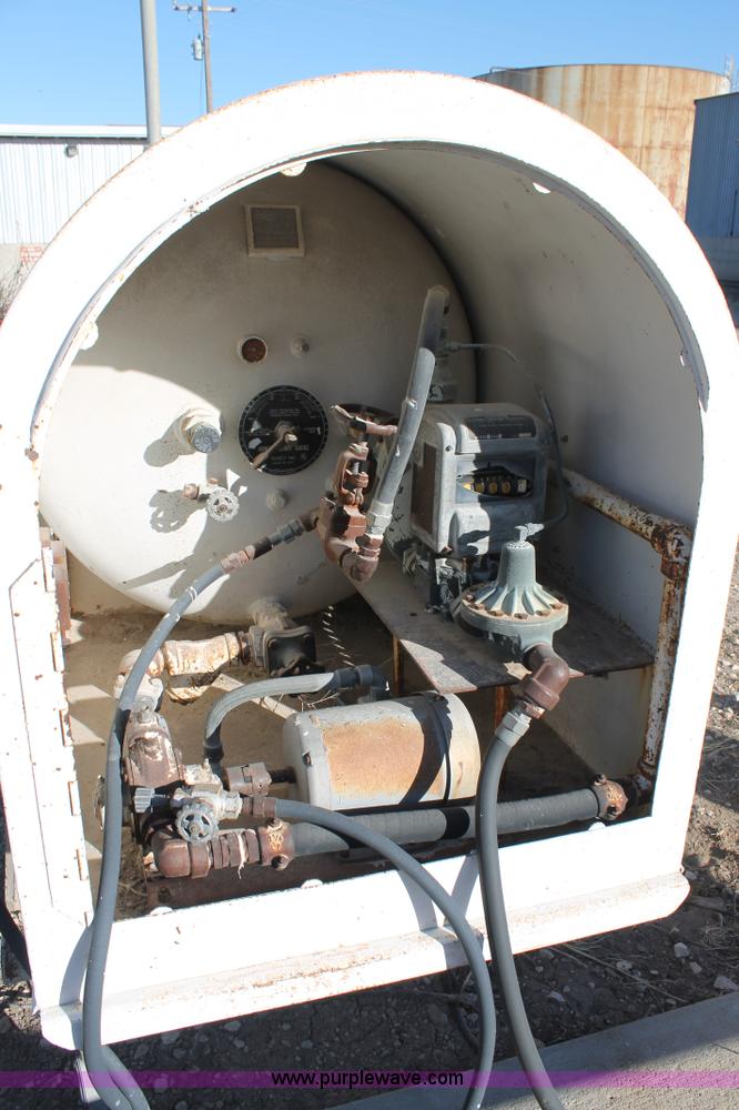 image for item AW9425 American propane tank