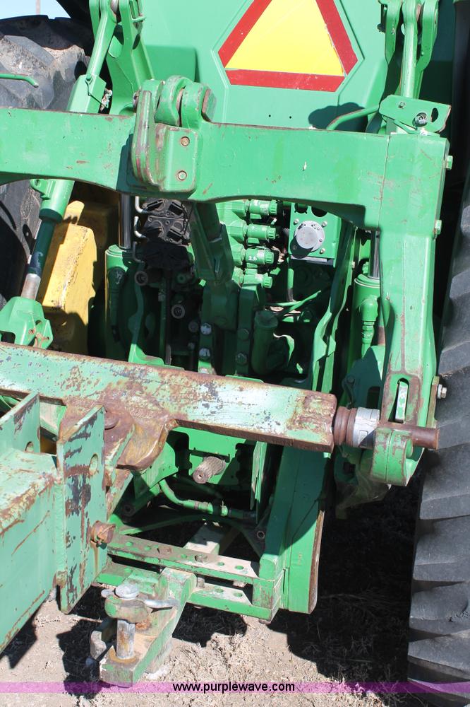 image for item AW9429 2002 John Deere 8420 MFWD tractor