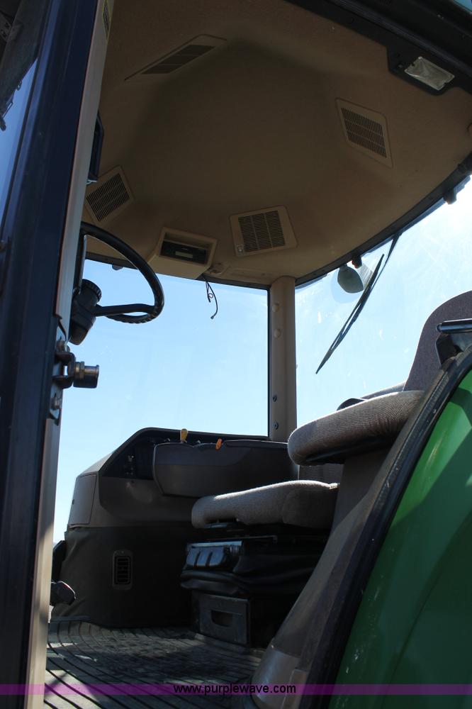 image for item AW9429 2002 John Deere 8420 MFWD tractor