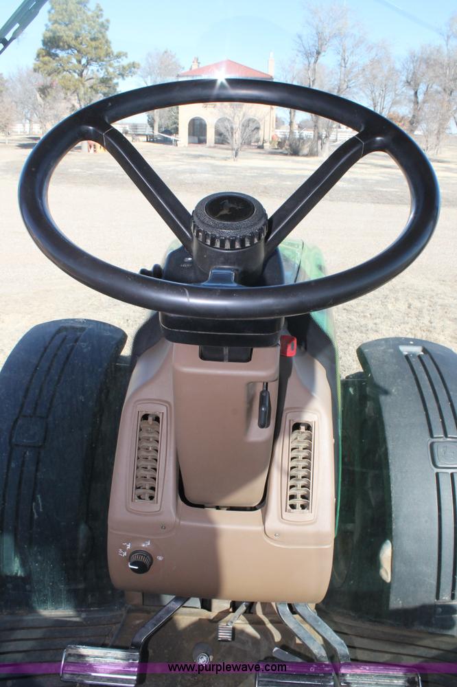 image for item AW9429 2002 John Deere 8420 MFWD tractor