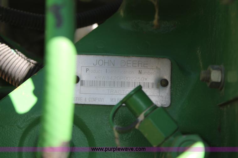image for item AW9429 2002 John Deere 8420 MFWD tractor