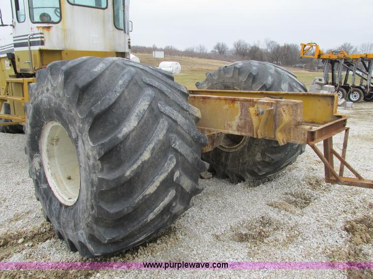 image for item AW9822 1992 Ag-Chem TerraGator 1803 applicator cab and chassis