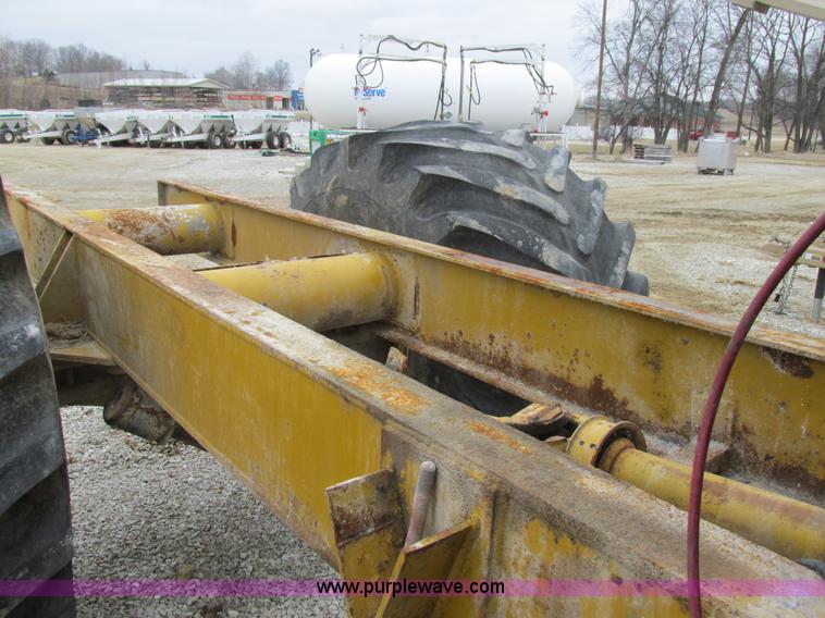 image for item AW9822 1992 Ag-Chem TerraGator 1803 applicator cab and chassis