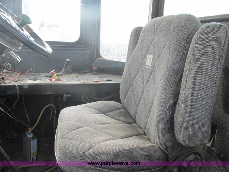 image for item AW9822 1992 Ag-Chem TerraGator 1803 applicator cab and chassis