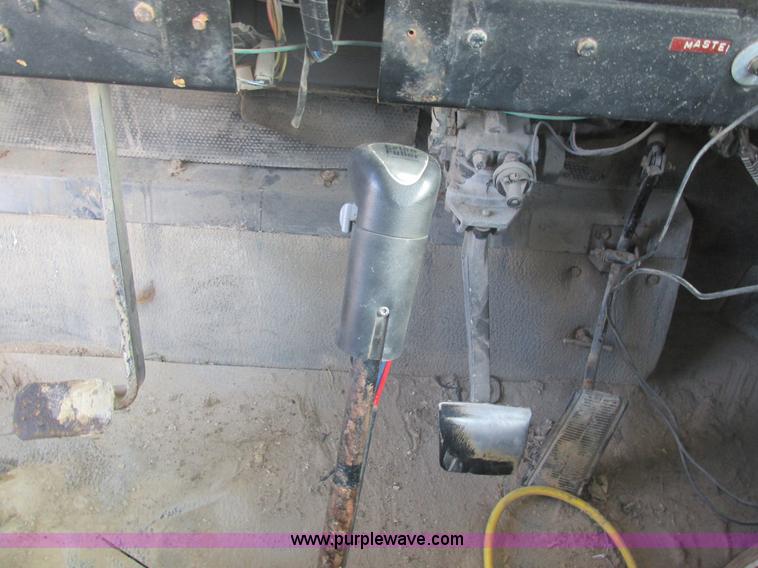 image for item AW9822 1992 Ag-Chem TerraGator 1803 applicator cab and chassis