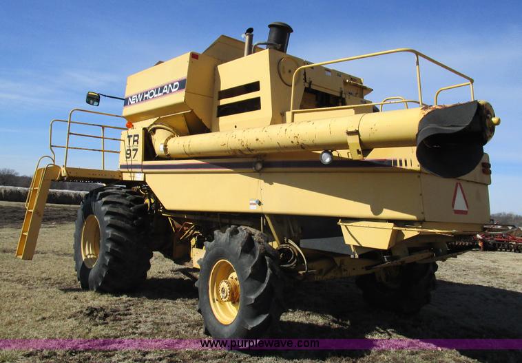 image for item D2297 1995 New Holland TR97 RWA combine