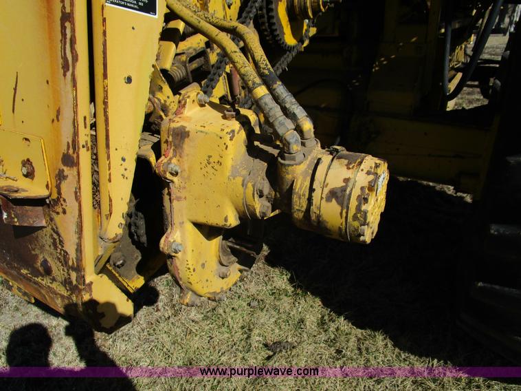 image for item D2297 1995 New Holland TR97 RWA combine