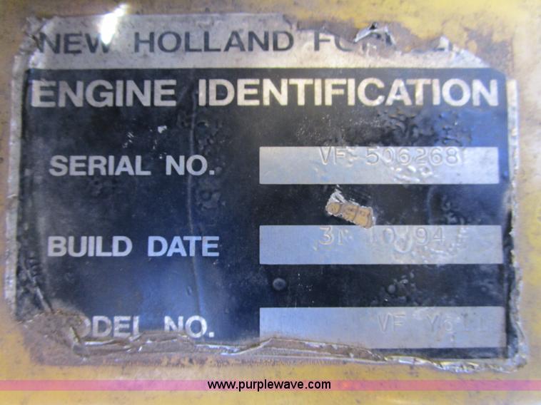 image for item D2297 1995 New Holland TR97 RWA combine