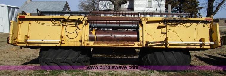 image for item D2297 1995 New Holland TR97 RWA combine