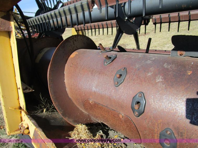 image for item D2297 1995 New Holland TR97 RWA combine