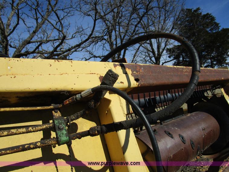 image for item D2297 1995 New Holland TR97 RWA combine