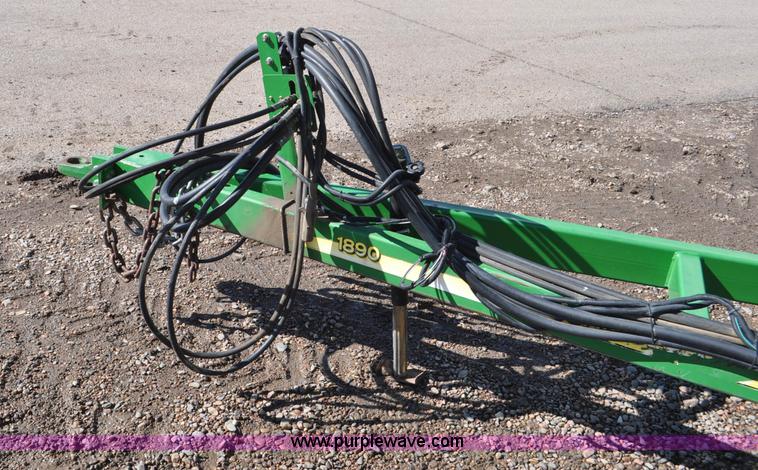 image for item F2206 2003 John Deere 1890 air drill seeder