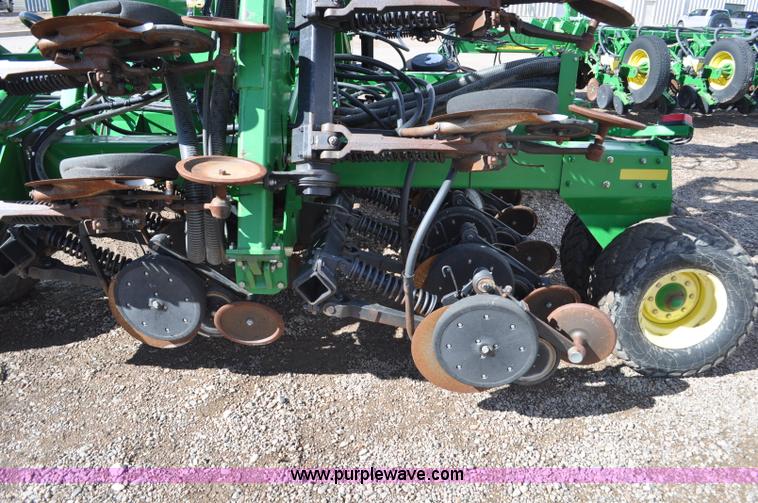 image for item F2206 2003 John Deere 1890 air drill seeder