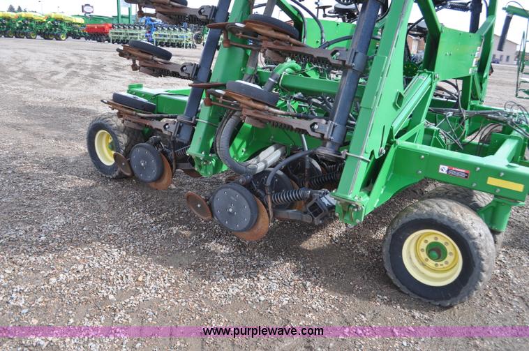 image for item F2206 2003 John Deere 1890 air drill seeder