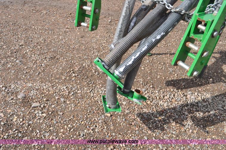 image for item F2206 2003 John Deere 1890 air drill seeder