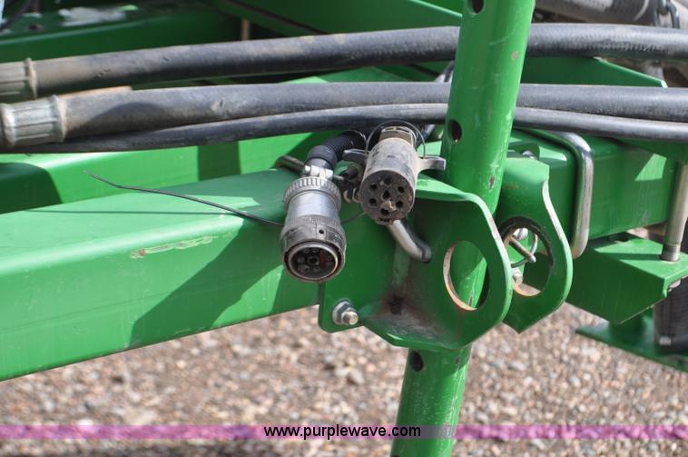 image for item F2206 2003 John Deere 1890 air drill seeder