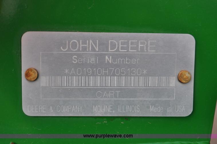 image for item F2206 2003 John Deere 1890 air drill seeder