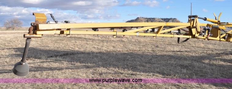 image for item F2210 2002 Ag-Chem RoGator 1254 self-propelled sprayer