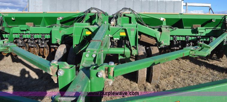 image for item F2211 Great Plains Solid Stand no-till folding drill