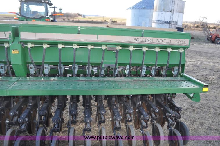 image for item F2211 Great Plains Solid Stand no-till folding drill