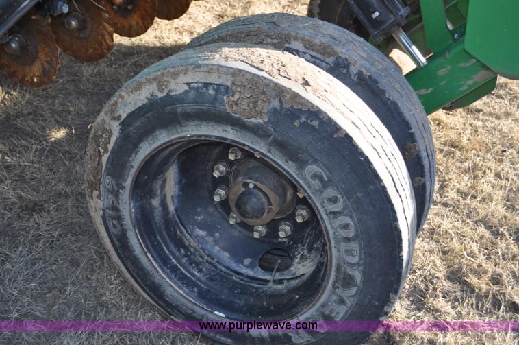 image for item F2211 Great Plains Solid Stand no-till folding drill