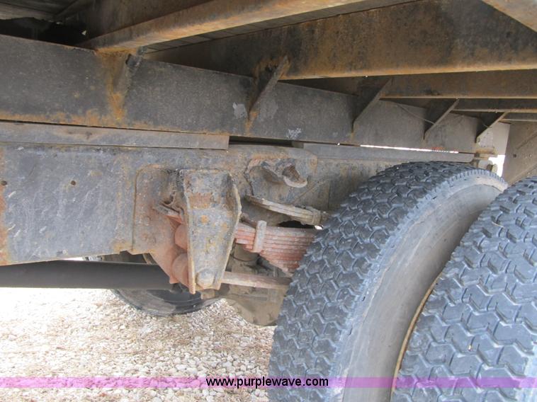 image for item F8952 1978 Chevrolet C60 grain truck