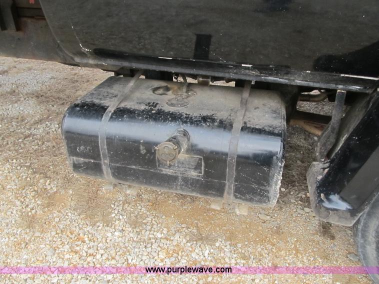 image for item F8952 1978 Chevrolet C60 grain truck