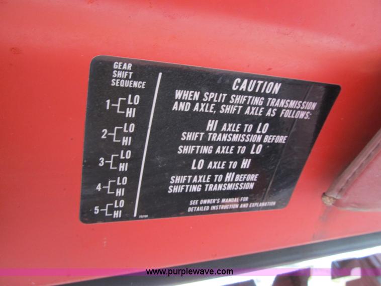 image for item F8952 1978 Chevrolet C60 grain truck